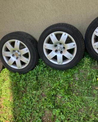 Gomme invernali+cerchi 205/55/16