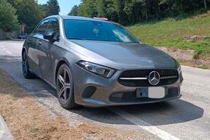 Mercedes A180d NightPack