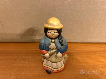 Thun popoli dal mondo Bambolina Peruviana