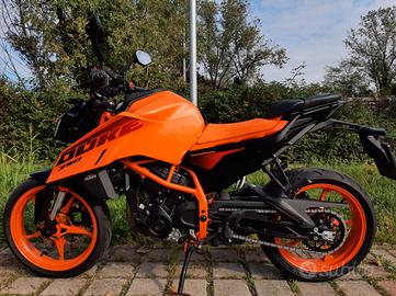 KTM 390 Duke - 2024