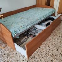 Letto singolo con cassettone