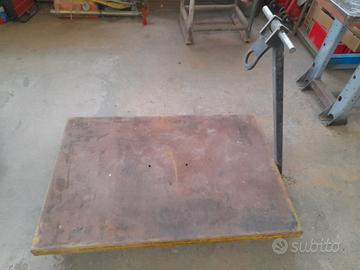 Carrello con ruote 