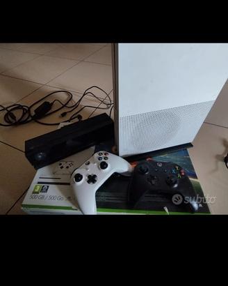 Xbox one S più adatt e kinect +19 giochi + 2 jpad