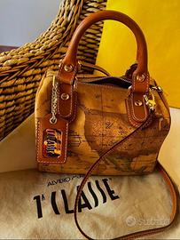 Borsa 1^ Classe Alviero Martini