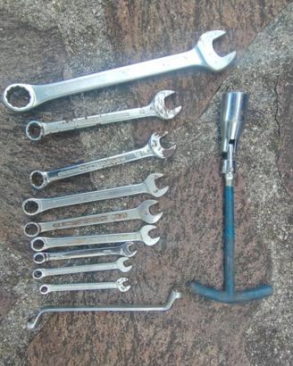 Set chiavi fisse/misurate 7-22 + chiave T bussola
