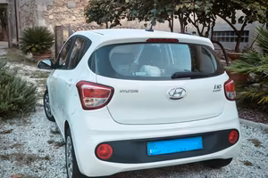 Hyundai i10 - usata
