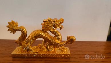 modellino drago cinese dorato 