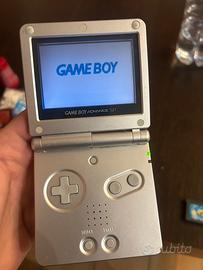 Game boy advance sp con giochi