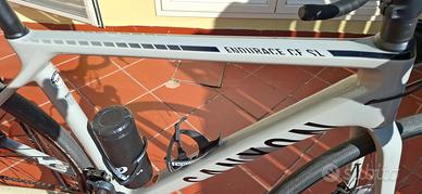 Canyon Endurance CF SL