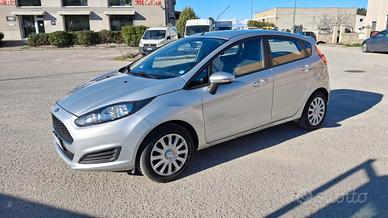Ford Fiesta Plus 1.5 TDCi 75CV 5 porte