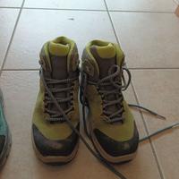 scarponi escursionismo bambino numeri 30, 32 e 34