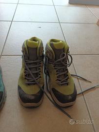 scarponi escursionismo bambino numeri 30, 32 e 34