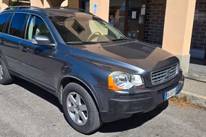 Volvo XC 90 XC90 2.4 D5 185 CV aut. AWD Executive