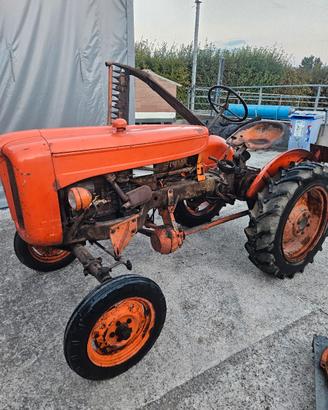 Trattore Fiat 211