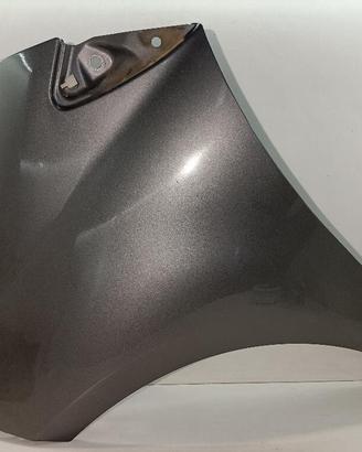 PARAFANGO ANTERIORE SINISTRO MERCEDES Classe A W16