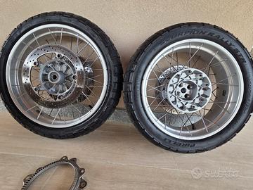coppia cerchi completi bmw 1100 1150 gs e adventur