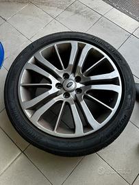4 cerchi e gomme da 20’ range rover sport 2012