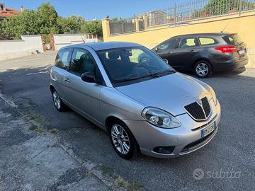 Lancia Ypsilon 1.2 69 CV 5 porte GPL Ecochic Silve
