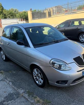 Lancia Ypsilon 1.2 69 CV 5 porte GPL Ecochic Silve