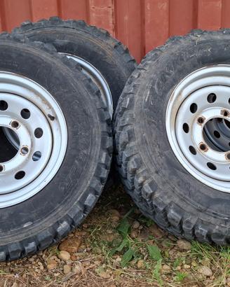 Ruote complete 235/70 R16 - per Land Rover