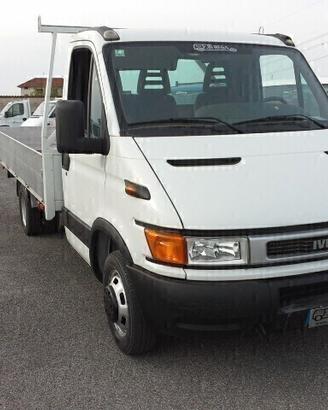 Iveco Daily 35.10 2.3 HPI PASSO 3.750