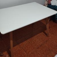 tavolo 4/6 posti