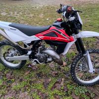 Husquarna wr 125 anno 2013