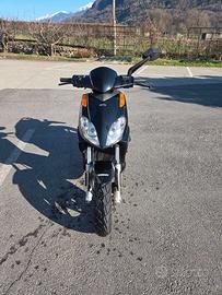 Scooter Aprilia 125 Sportcity one