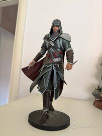 Action figure Ezio Auditore AC Revelations