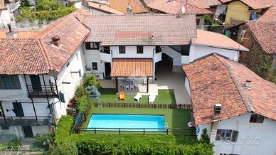 CASA SEMINDIPENDENTE A MAGNANO