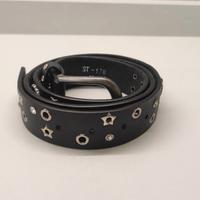 Cintura nera con borchie