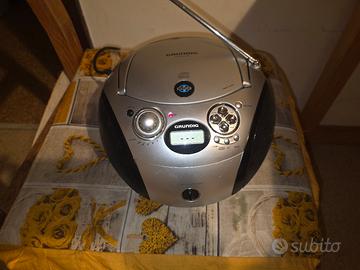 stereo portatile grundig ben tenuto. funzionante 
