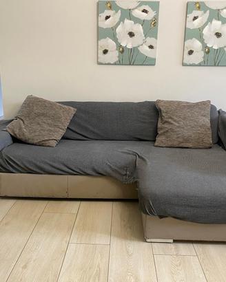 Divanoletto  tre posti con chaiselongue