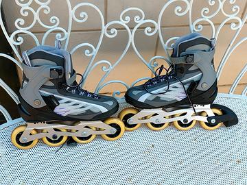 Pattini a rotelle in linea