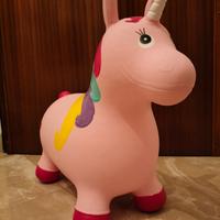 Unicorno gonfiabile cavalcabile