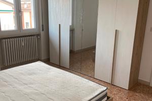 Stanza matrimoniale disponibile S. Massimo