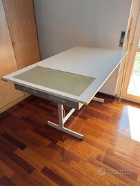 Tavolo da disegno