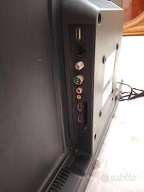 tv 32 pollici THOMSON  per parti di ricambio