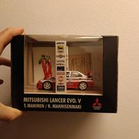 Mitsubishi lancer evo.v modellino 