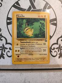Carta pikachu promo black star n. 27
