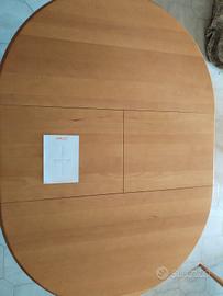 Tavolo in legno +4 seggiole