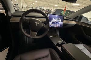 Tesla model y RWD anno 2024.