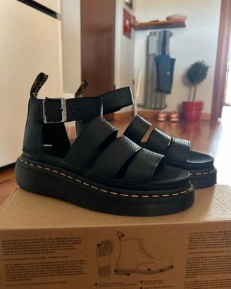 Dr. Martens Sandalo vera pelle 38