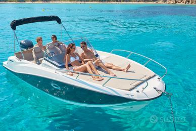 Quicksilver 675 Sundeck