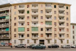 Appartamento a Milano Via Paolo Solaroli 3 locali