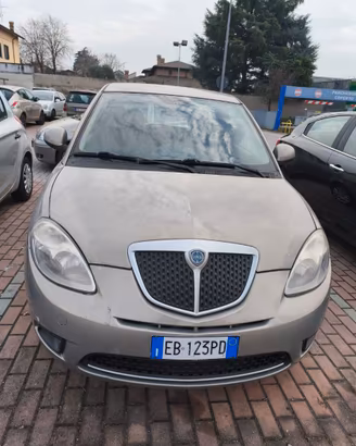 Lancia Ypsilon 1.2 Oro – Solo 100.000 km –