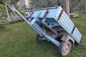 Rimorchio per trattore