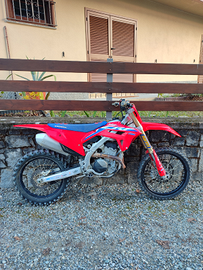 Honda CRF 250 R redmoto