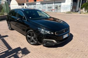 Peugeot 508 2.0 hdi 180 CV gancio traino