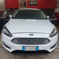 Ford focus 1.6    120